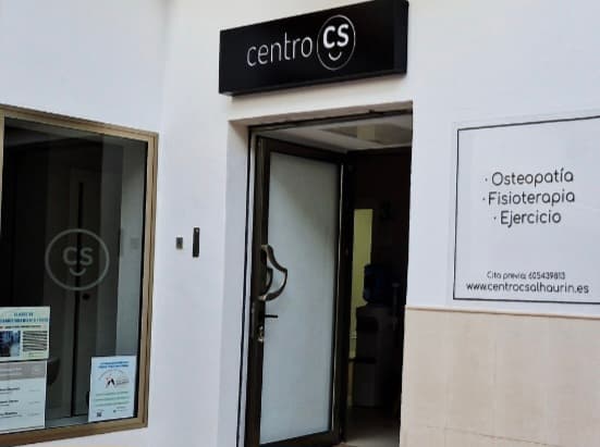 Fachada del Centro CS en Alhaurín de la Torre